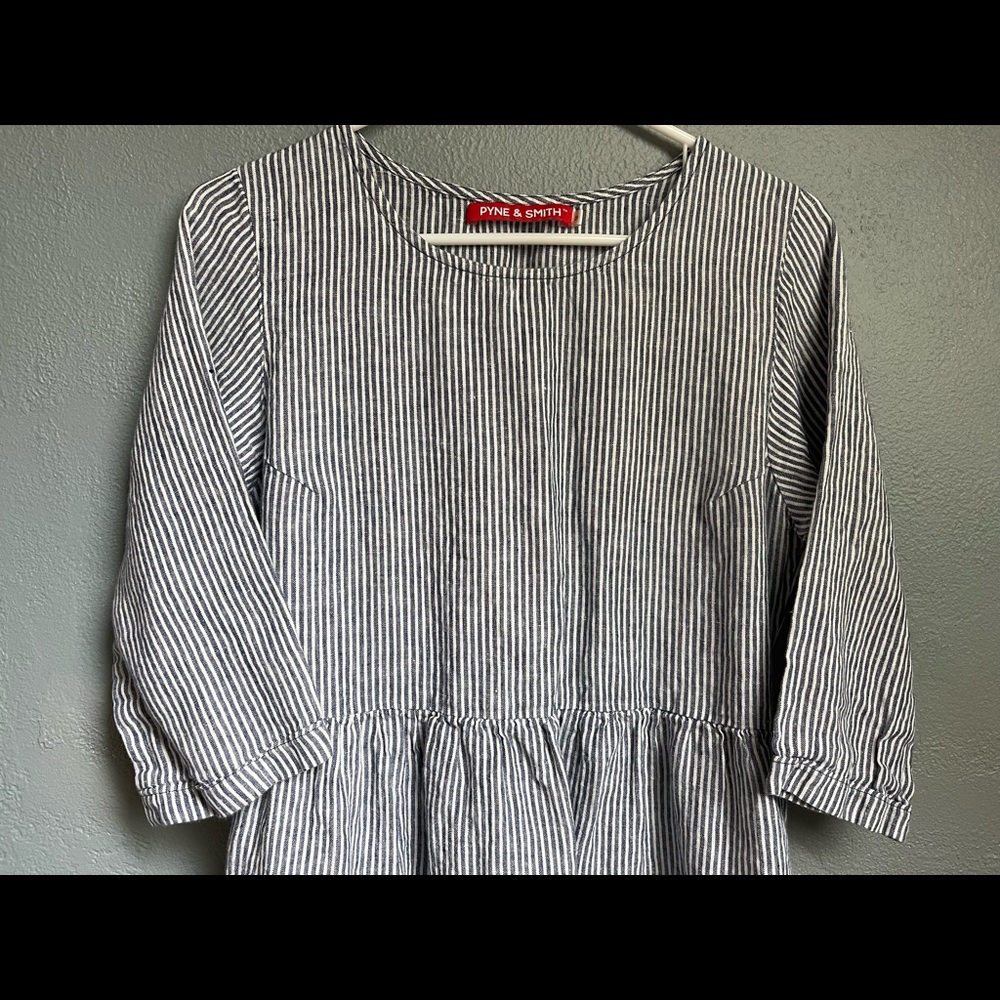 Linen Pyne&Smith 3/4 length sleeve dress.